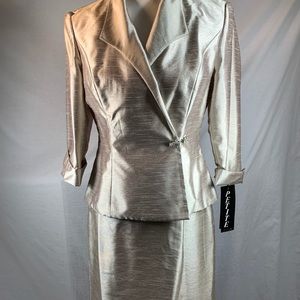 Alex Evenings 2-Piece Special Occasion Suit